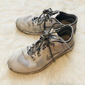 Nike White/Silver Athletic Shoes